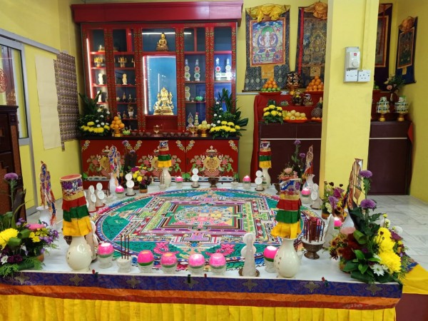 SAKYA MAHA KARUNA & TASHI DELEK COLLECTION - Pal Ewam Namgyal Monastic ...