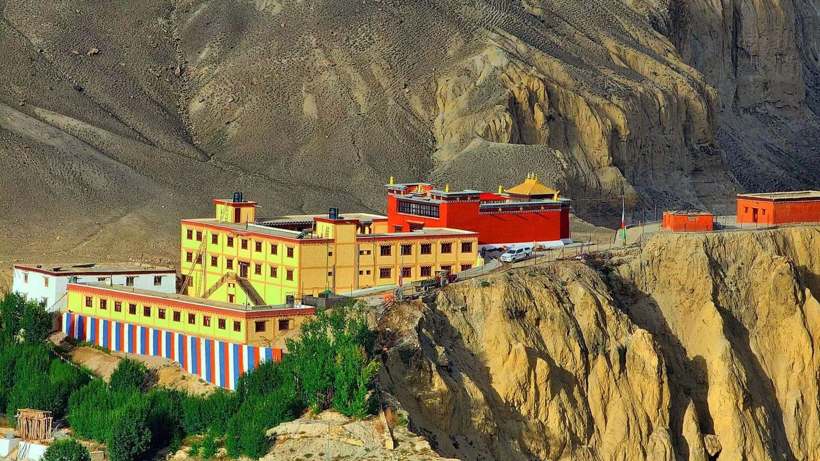 History of Namgyal Monastery - Pal Ewam Namgyal Monastic Secondary School